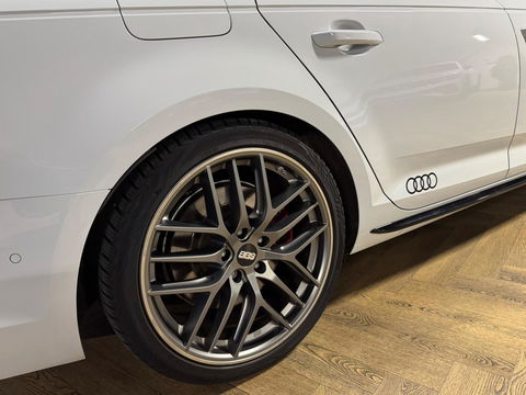 Audi A4 Avant 2.0 TFSI MHEV quattro S Line PANO KEYLESS