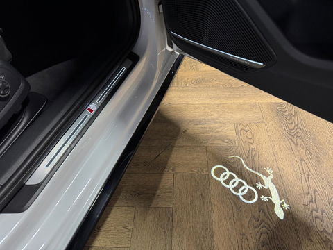 Audi A4 Avant 2.0 TFSI MHEV quattro S Line PANO KEYLESS