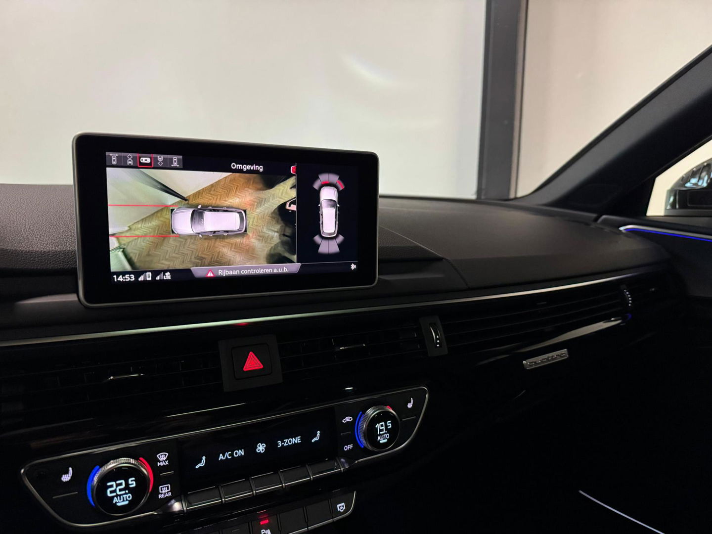 Audi A4 Avant 2.0 TFSI MHEV quattro S Line PANO KEYLESS