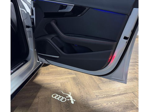 Audi A4 Avant 2.0 TFSI MHEV quattro S Line PANO KEYLESS