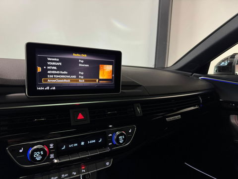 Audi A4 Avant 2.0 TFSI MHEV quattro S Line PANO KEYLESS
