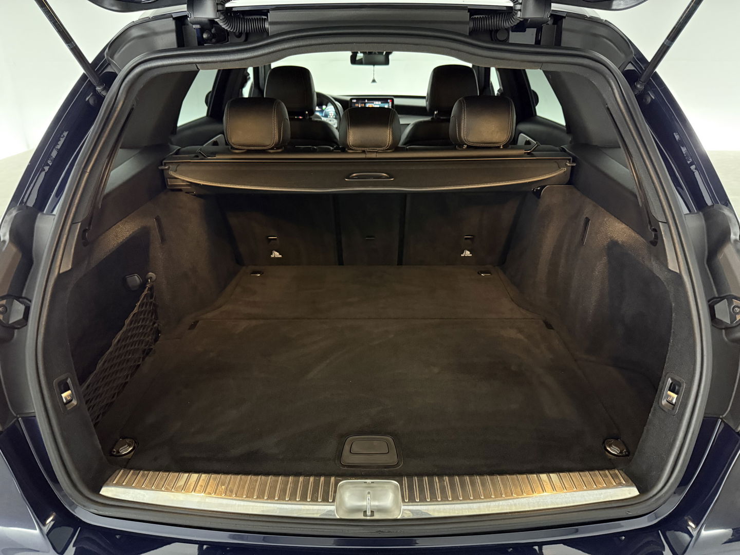 Mercedes-Benz C-Klasse 180 AMG | Virtual | Camera | LED | Adaptive Cruise | Navigatie | Parkeersens. l NAP