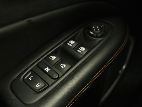 Jeep Compass 1.4 MultiAir Opening Edition 4x4 | Origineel NL | Half leder | Xenon | Beats Audio | Carplay | Navigatie | Climate control | Parkeerhulp | Cruise control | Bluetooth