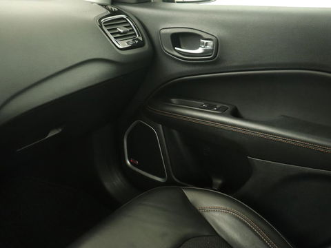 Jeep Compass 1.4 MultiAir Opening Edition 4x4 | Origineel NL | Half leder | Xenon | Beats Audio | Carplay | Navigatie | Climate control | Parkeerhulp | Cruise control | Bluetooth