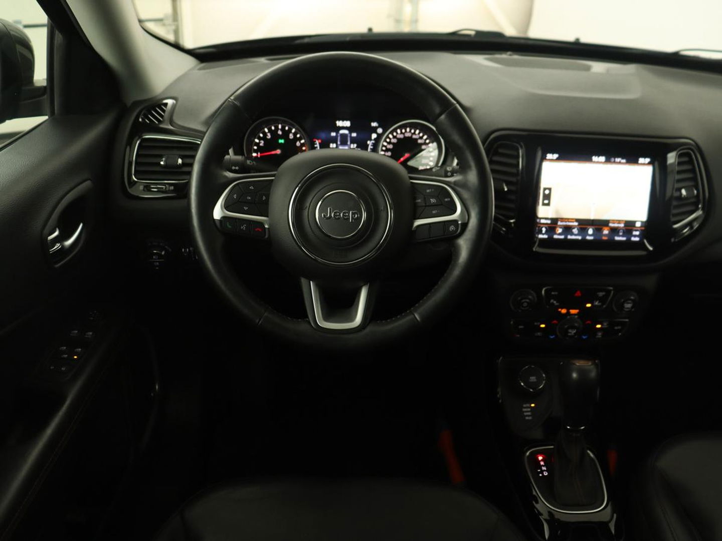 Jeep Compass 1.4 MultiAir Opening Edition 4x4 | Origineel NL | Half leder | Xenon | Beats Audio | Carplay | Navigatie | Climate control | Parkeerhulp | Cruise control | Bluetooth