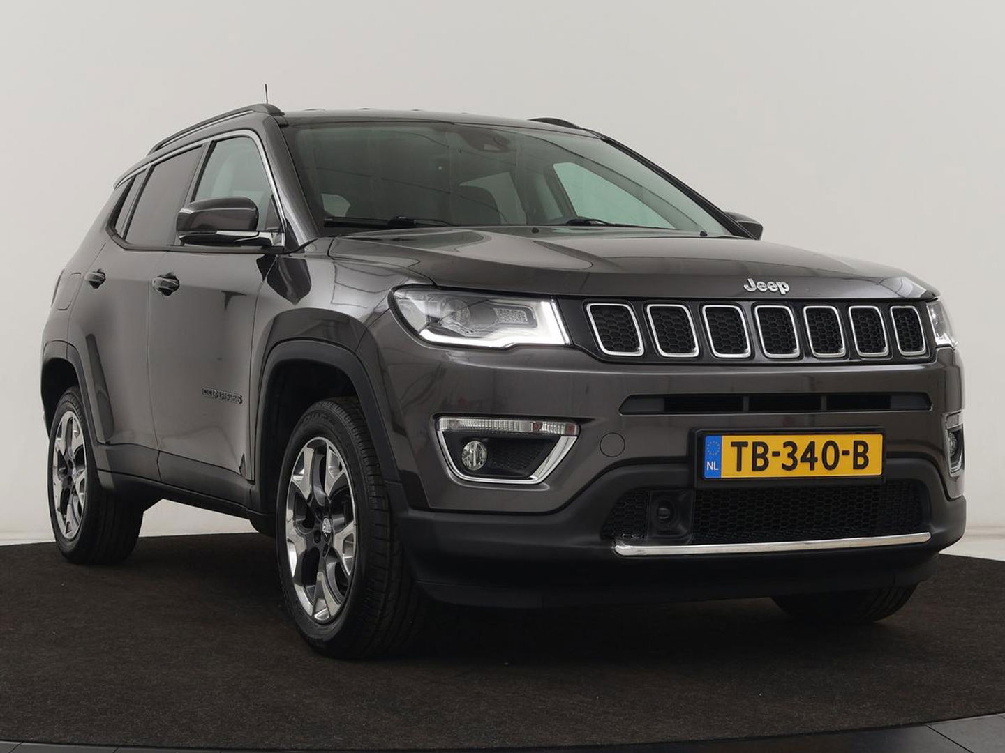 Jeep Compass 1.4 MultiAir Opening Edition 4x4 | Origineel NL | Half leder | Xenon | Beats Audio | Carplay | Navigatie | Climate control | Parkeerhulp | Cruise control | Bluetooth