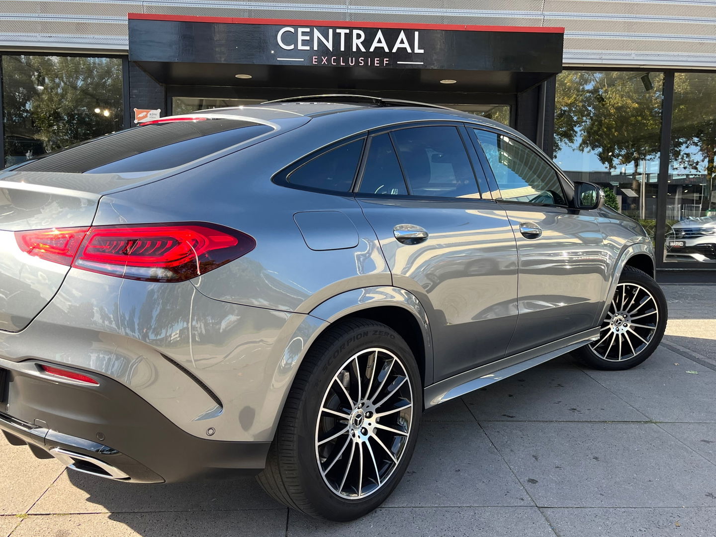 Mercedes-Benz GLE Coupé 350 e 4MATIC AMG|Pano|Burmester|Memory|360Camera|Luchtvering|Keyless|Leder|333PK