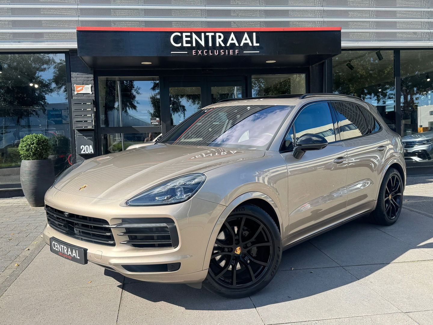 Porsche Cayenne 3.0 E-Hybrid|Pano|Sportchrono|Bose|Sportdesign|Memory|360Camera|Luchtvering|PDLS+|Leder|463PK