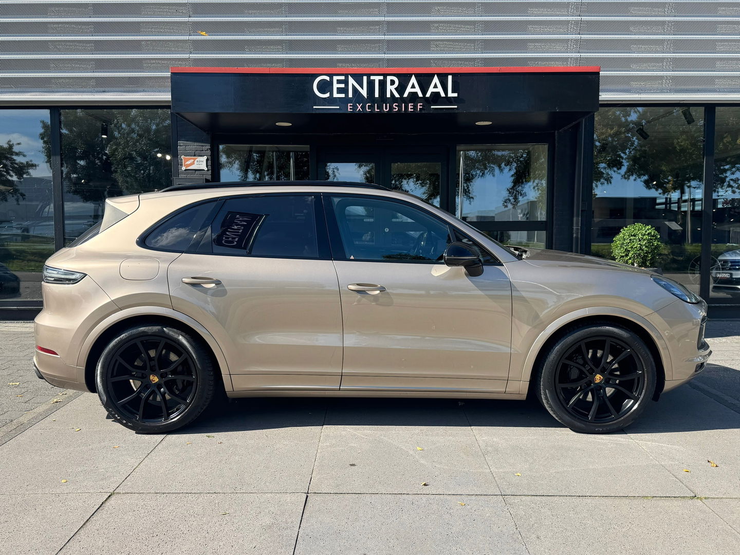 Porsche Cayenne 3.0 E-Hybrid|Pano|Sportchrono|Bose|Sportdesign|Memory|360Camera|Luchtvering|PDLS+|Leder|463PK