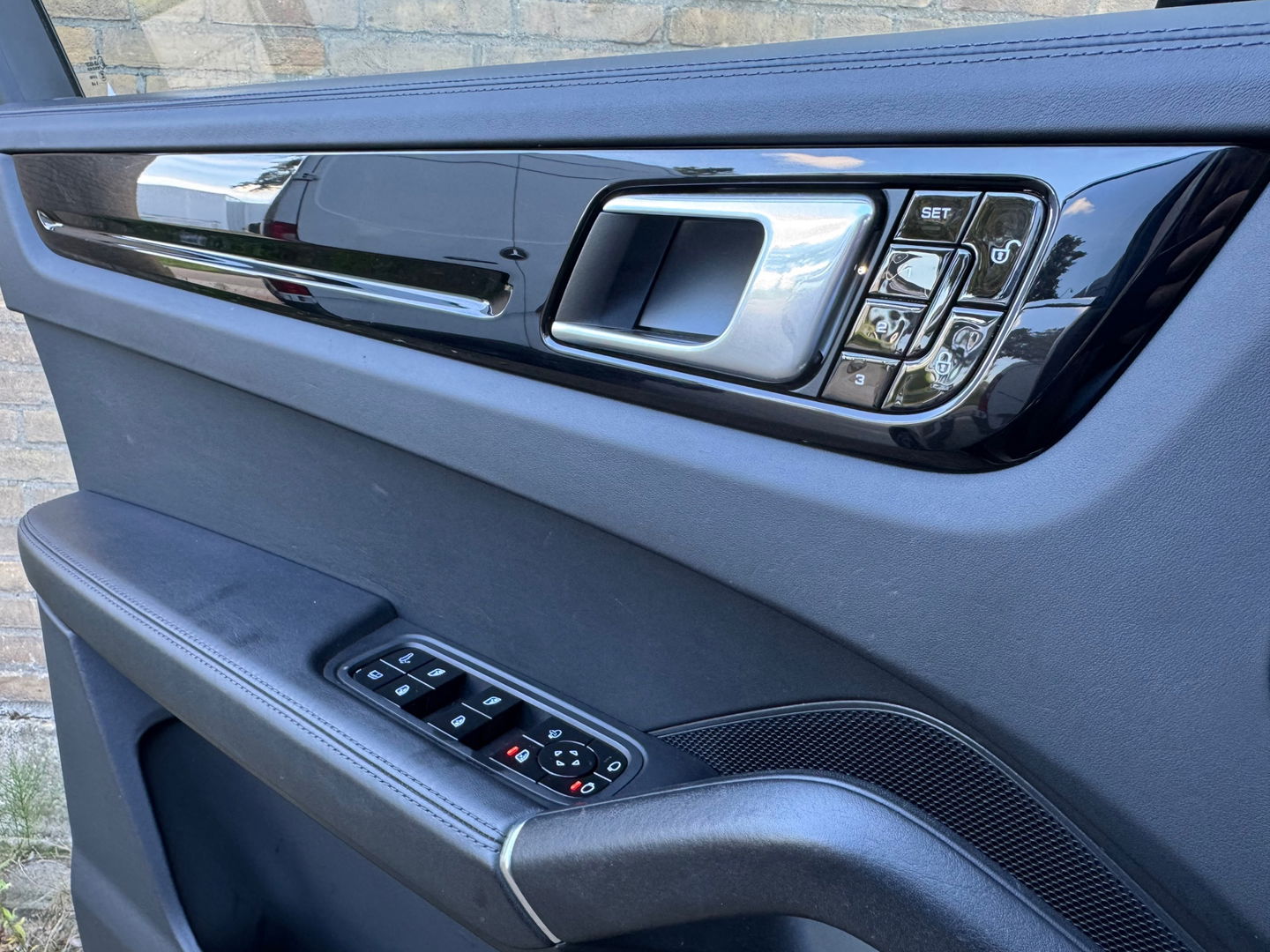 Porsche Cayenne 3.0 E-Hybrid|Pano|Sportchrono|Bose|Sportdesign|Memory|360Camera|Luchtvering|PDLS+|Leder|463PK