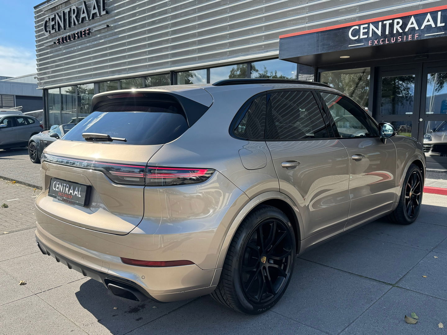 Porsche Cayenne 3.0 E-Hybrid|Pano|Sportchrono|Bose|Sportdesign|Memory|360Camera|Luchtvering|PDLS+|Leder|463PK