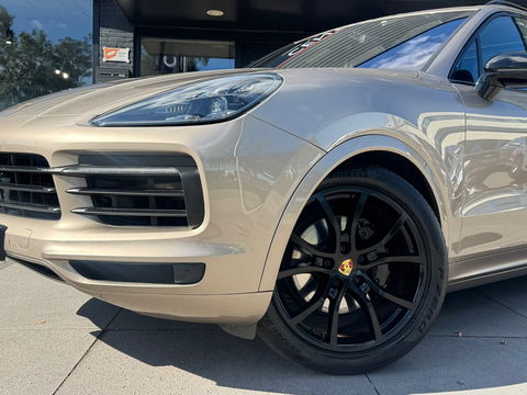 Porsche Cayenne 3.0 E-Hybrid|Pano|Sportchrono|Bose|Sportdesign|Memory|360Camera|Luchtvering|PDLS+|Leder|463PK