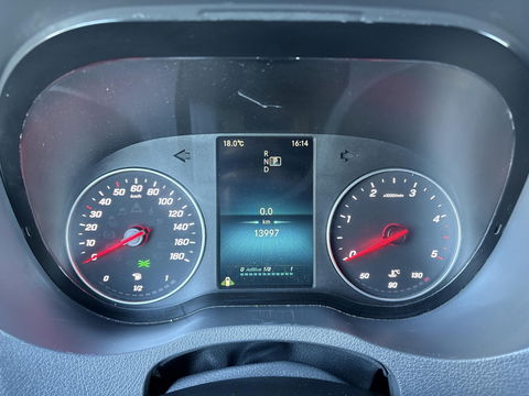 Mercedes-Benz Sprinter 319 L2H2 | 3,5 TON Trekgewicht | LEDER | LED