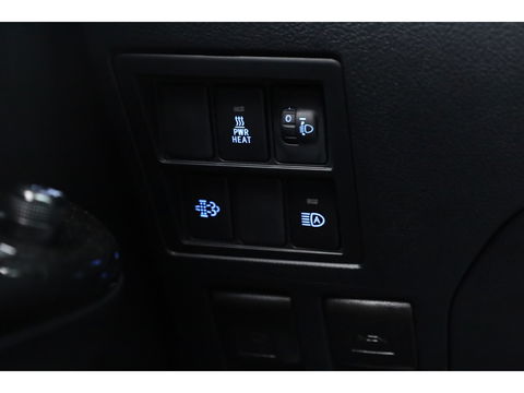 Toyota Hilux 2.4 D-4D Double Cab Challenger | "VAN" | Automaat | Grijs kent. |  Trekhaak | Camera | Adapt. Cruise | Apple CarPlay
