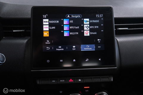 Renault Clio 1.6 E-Tech Hybrid 140 pk Automaat | BTW auto | NAP NL auto | meeneemprijs | All Seasons | LED | Navigatie | Lane assist |