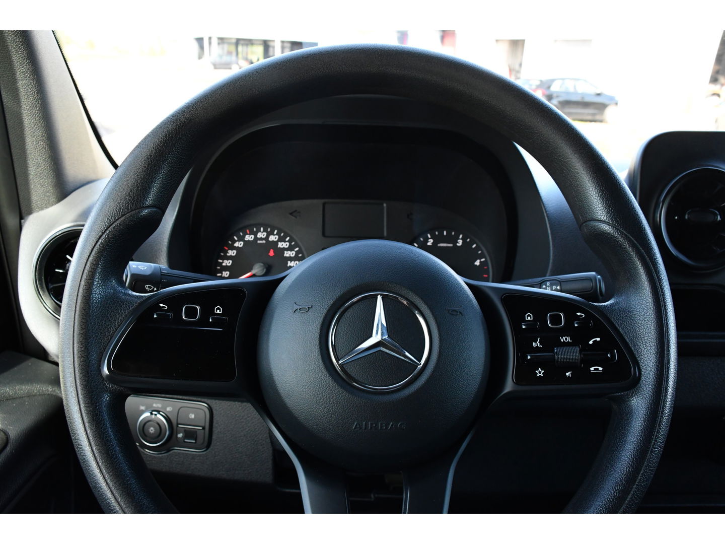 Mercedes-Benz Sprinter 315 1.9 CDI L2H2 Black Edition Camera, Carplay, LED, 150pk, Automaat, Multimedia, Uniek!