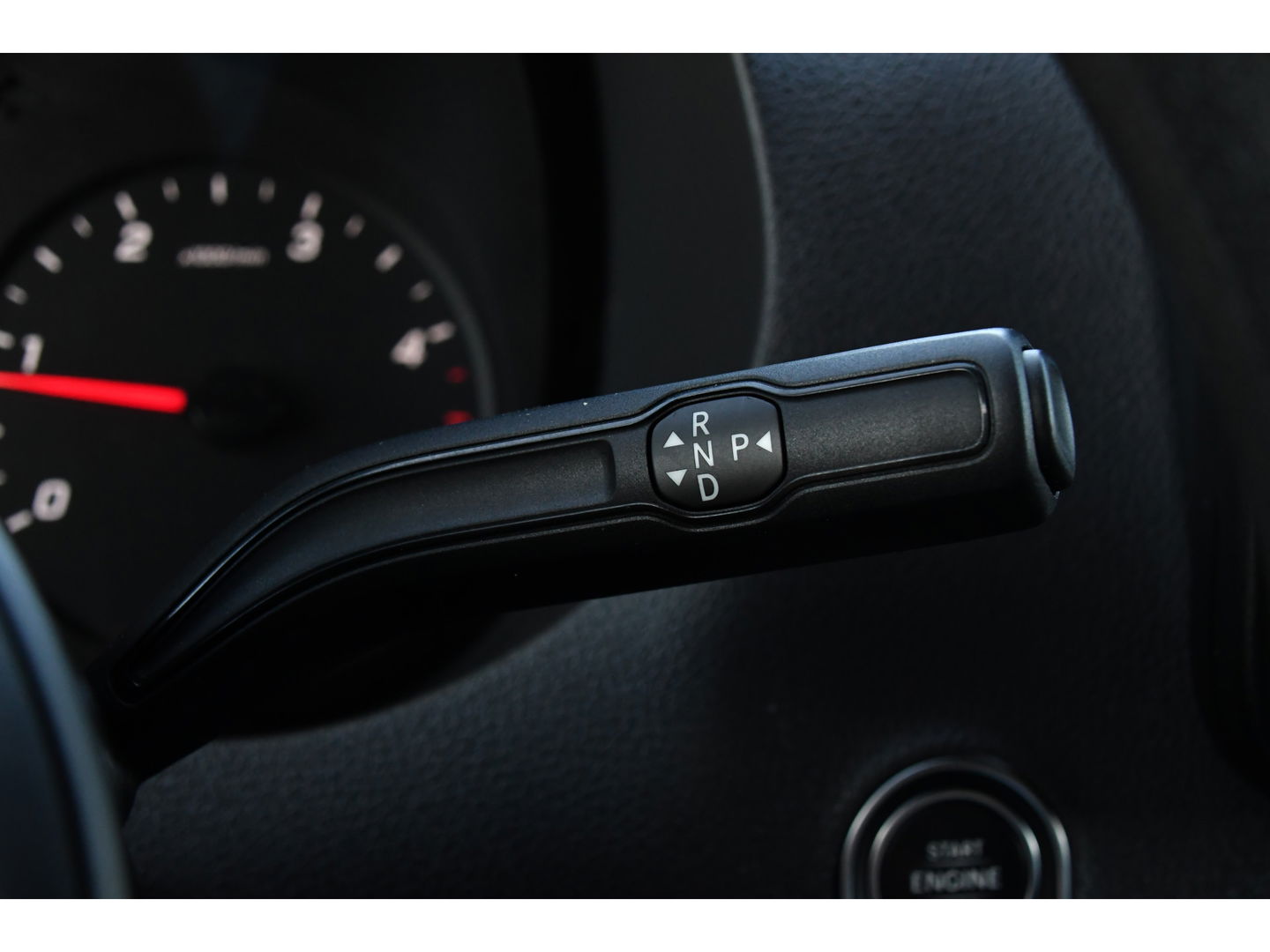 Mercedes-Benz Sprinter 315 1.9 CDI L2H2 Black Edition Camera, Carplay, LED, 150pk, Automaat, Multimedia, Uniek!