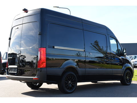 Mercedes-Benz Sprinter 315 1.9 CDI L2H2 Black Edition Camera, Carplay, LED, 150pk, Automaat, Multimedia, Uniek!