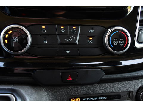 Ford Transit 350 2.0 TDCI L2H2 Limited Black Edition Cruise, Carplay, Xenon, 185pk, Automaat, Multimedia, Sensoren, NAVI, Uniek!