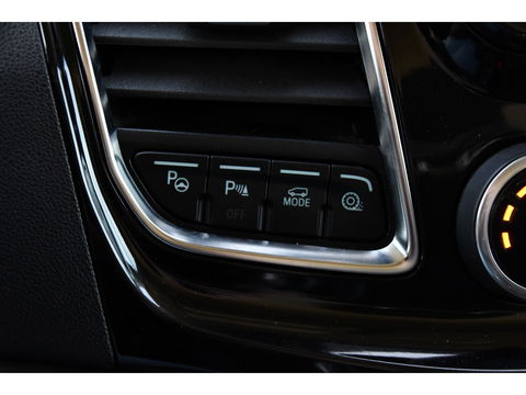 Ford Transit 350 2.0 TDCI L2H2 Limited Black Edition Cruise, Carplay, Xenon, 185pk, Automaat, Multimedia, Sensoren, NAVI, Uniek!