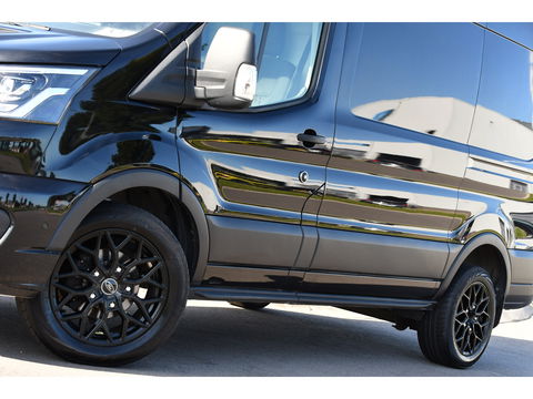 Ford Transit 350 2.0 TDCI L2H2 Limited Black Edition Cruise, Carplay, Xenon, 185pk, Automaat, Multimedia, Sensoren, NAVI, Uniek!