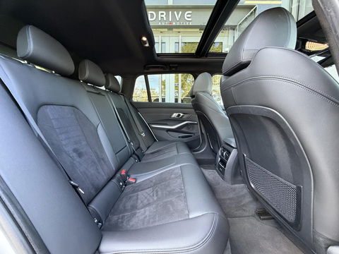 BMW 3 Serie Touring 330e xDrive High Ex. M-Sport|SOH90%|Pano|Laser|Driving Ass Prof|HUD|HiFi||Trekhaak