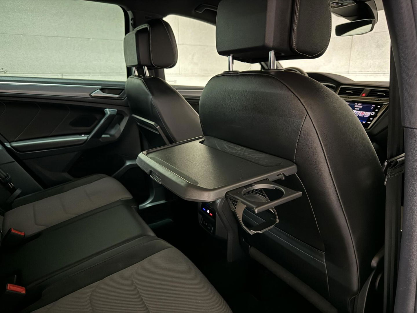 Volkswagen Tiguan 1.5 TSI ACT 2x R-Line Virtual ACC Carplay NAP