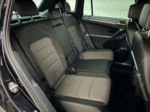 Volkswagen Tiguan 1.5 TSI ACT 2x R-Line Virtual ACC Carplay NAP