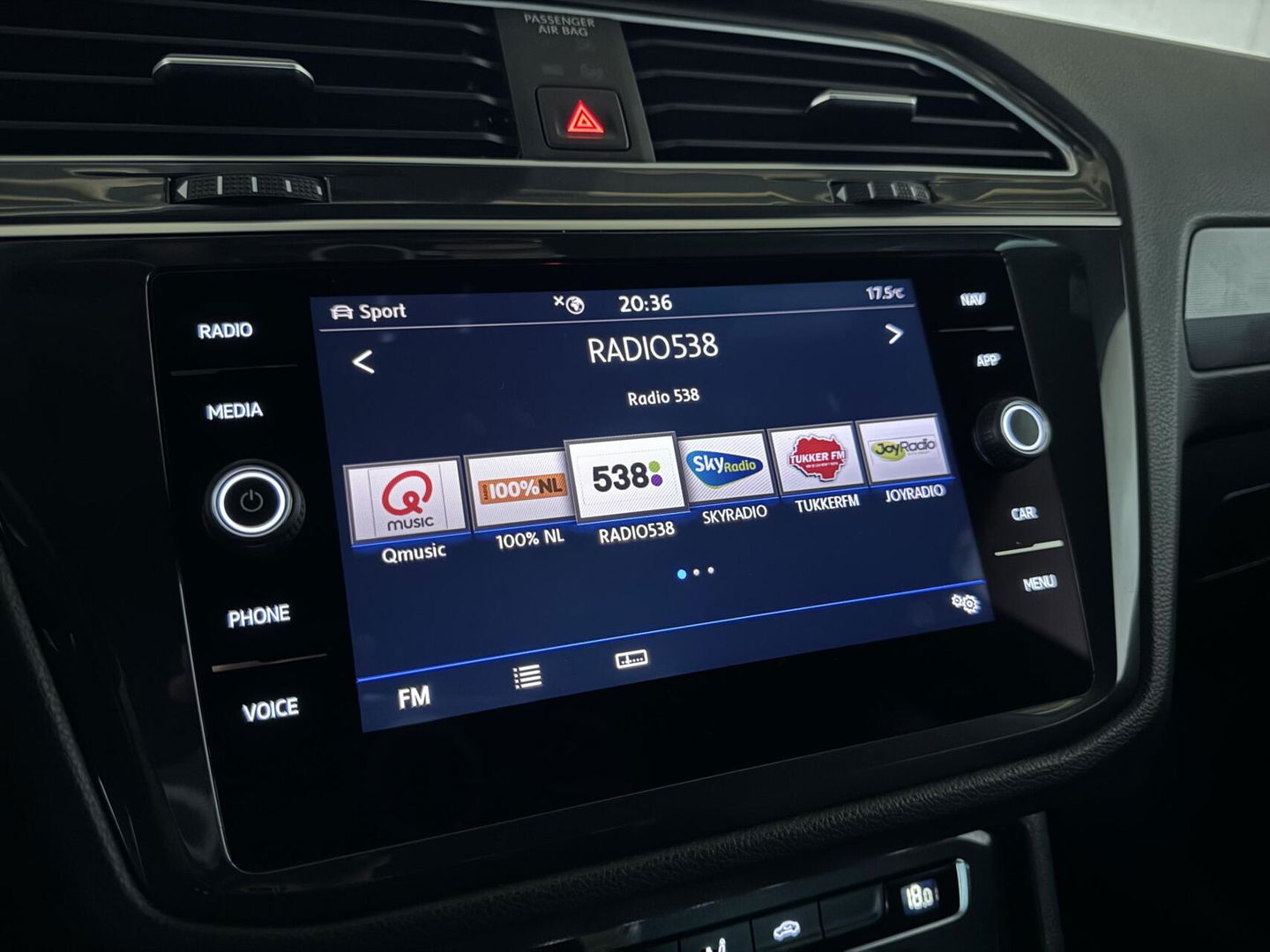 Volkswagen Tiguan 1.5 TSI ACT 2x R-Line Virtual ACC Carplay NAP