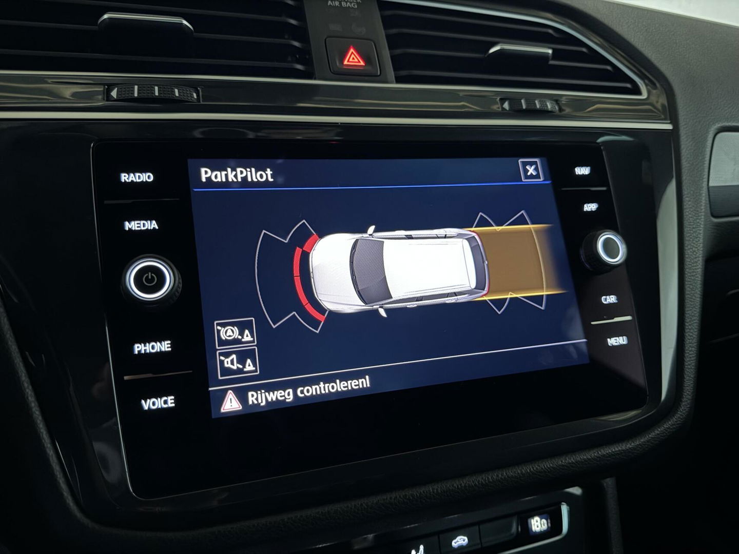 Volkswagen Tiguan 1.5 TSI ACT 2x R-Line Virtual ACC Carplay NAP
