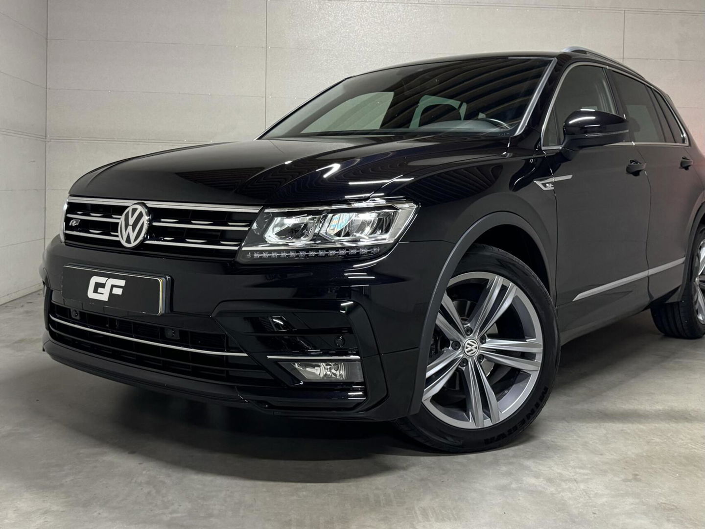 Volkswagen Tiguan 1.5 TSI ACT 2x R-Line Virtual ACC Carplay NAP