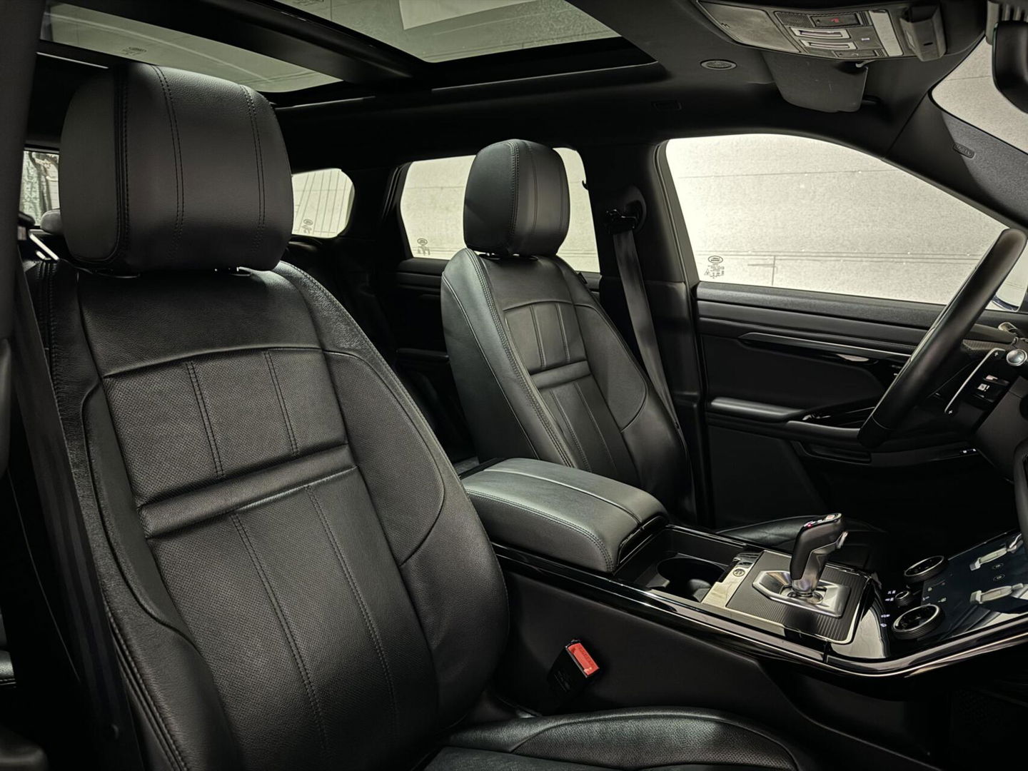 Land Rover Range Rover Evoque 1.5 P300e AWD R-Dynamic S Pano 360° Memory Leer Trekh.