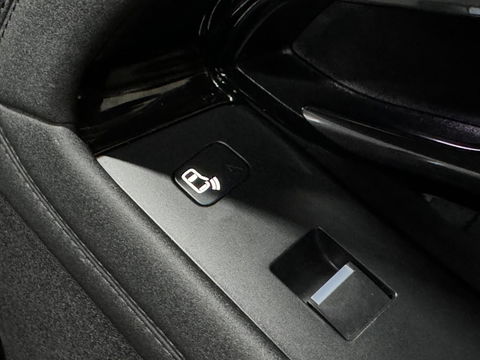 Land Rover Range Rover Evoque 1.5 P300e AWD R-Dynamic S Pano 360° Memory Leer Trekh.