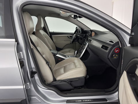 Volvo XC70 2.0 D3 FWD Limited Edition Aut. *LUXURY-LEATHER | BI-XENON | ADAPTIVE-CRUISE | BLIS | NAVI-FULLMAP | HEATED-COMFORTSEATS | ECC | PRIVACY-GLASS | LANE-ASSIST | PDC | TOWBAR | 17''ALU*