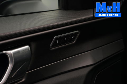 Lynk & Co 01 1.5 Plug-in Hybride|FULL BLACK|LEER|360°CAM|NAP