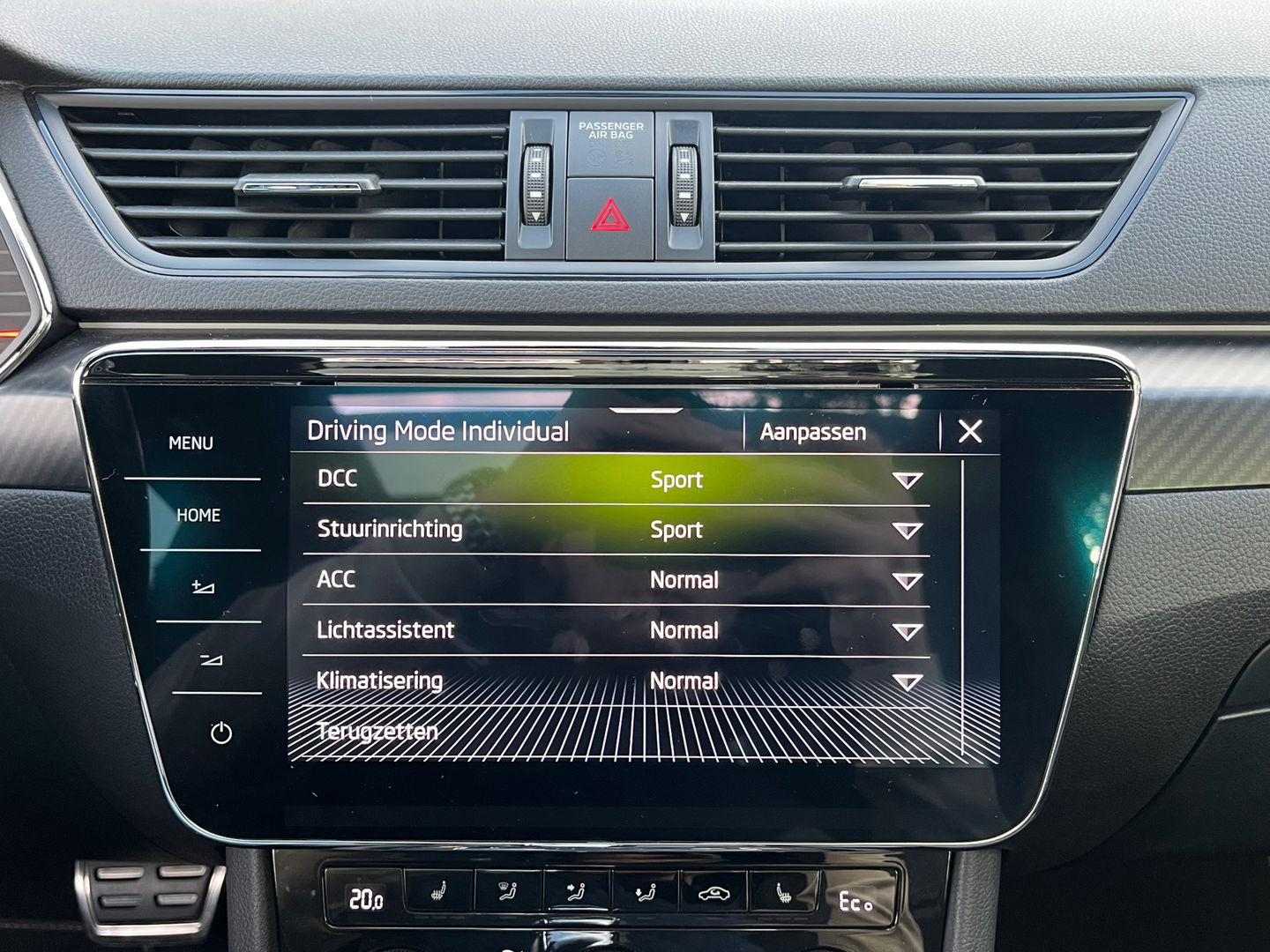 Škoda Superb Combi 1.5 TSI ACT Sportline 218PK|Pano|Memory|ACC|Carplay|Pdc|DCC|Ambient Light|DAB