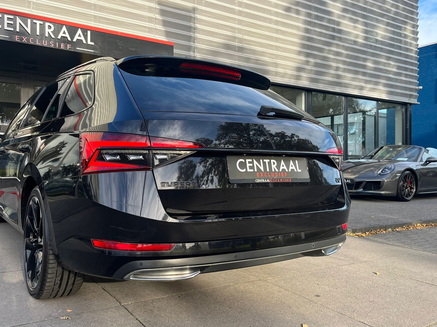 Škoda Superb Combi 1.5 TSI ACT Sportline 218PK|Pano|Memory|ACC|Carplay|Pdc|DCC|Ambient Light|DAB