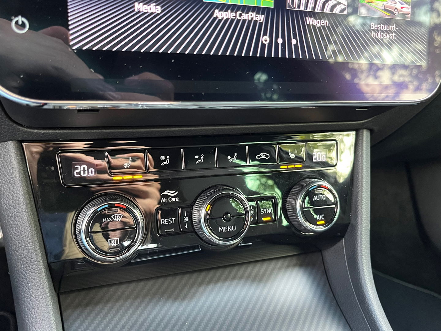 Škoda Superb Combi 1.5 TSI ACT Sportline 218PK|Pano|Memory|ACC|Carplay|Pdc|DCC|Ambient Light|DAB
