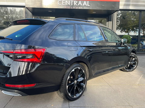 Škoda Superb Combi 1.5 TSI ACT Sportline 218PK|Pano|Memory|ACC|Carplay|Pdc|DCC|Ambient Light|DAB