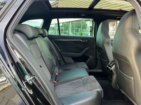 Škoda Superb Combi 1.5 TSI ACT Sportline 218PK|Pano|Memory|ACC|Carplay|Pdc|DCC|Ambient Light|DAB