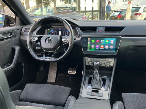 Škoda Superb Combi 1.5 TSI ACT Sportline 218PK|Pano|Memory|ACC|Carplay|Pdc|DCC|Ambient Light|DAB