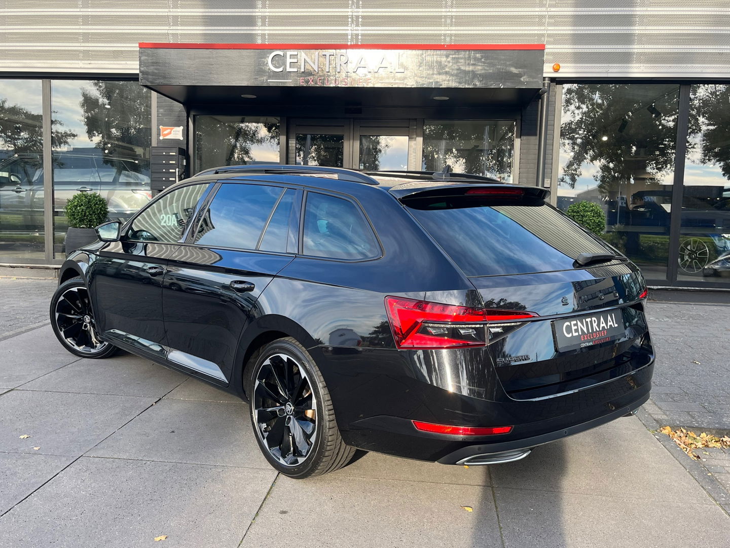 Škoda Superb Combi 1.5 TSI ACT Sportline 218PK|Pano|Memory|ACC|Carplay|Pdc|DCC|Ambient Light|DAB