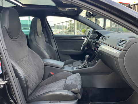 Škoda Superb Combi 1.5 TSI ACT Sportline 218PK|Pano|Memory|ACC|Carplay|Pdc|DCC|Ambient Light|DAB