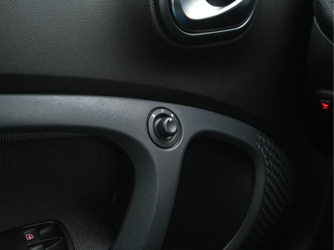 Smart Fortwo EQ Business Solution 18 kWh [ 3-Fase ] ( SOH-93%) Aut. *PANO | LUXURY-LEATHER | NAVI-FULLMAP | CAMERA | HEATED-COMFORTSEATS | AIRCO | CRUISE | AMBIENT-LIGHT | 15''ALU*