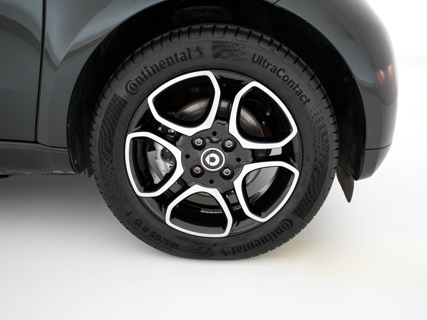 Smart Fortwo EQ Business Solution 18 kWh [ 3-Fase ] ( SOH-93%) Aut. *PANO | LUXURY-LEATHER | NAVI-FULLMAP | CAMERA | HEATED-COMFORTSEATS | AIRCO | CRUISE | AMBIENT-LIGHT | 15''ALU*