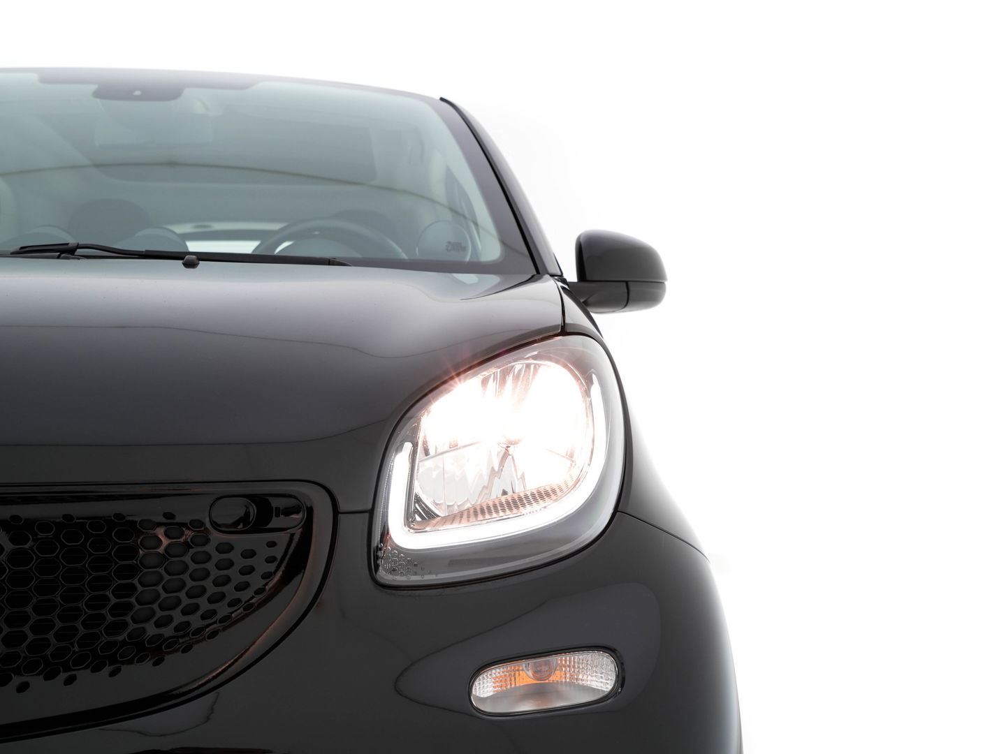 Smart Fortwo EQ Business Solution 18 kWh [ 3-Fase ] ( SOH-93%) Aut. *PANO | LUXURY-LEATHER | NAVI-FULLMAP | CAMERA | HEATED-COMFORTSEATS | AIRCO | CRUISE | AMBIENT-LIGHT | 15''ALU*