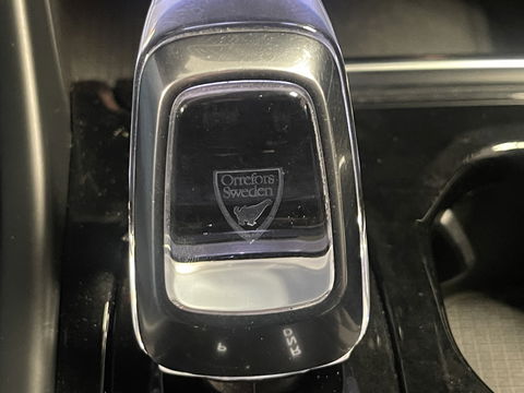 Volvo XC40 1.5 T5 Recharge plus Dark 261 pk apple/android van eerste eigenaar