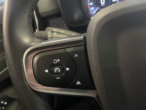 Volvo XC40 1.5 T5 Recharge plus Dark 261 pk apple/android van eerste eigenaar