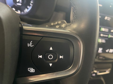 Volvo XC40 1.5 T5 Recharge plus Dark 261 pk apple/android van eerste eigenaar