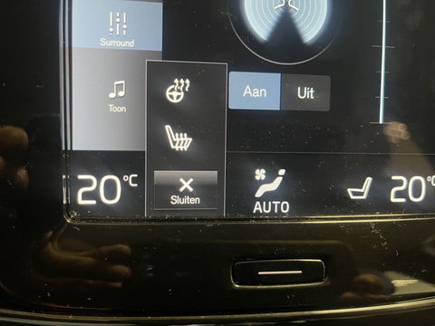 Volvo XC40 1.5 T5 Recharge plus Dark 261 pk apple/android van eerste eigenaar